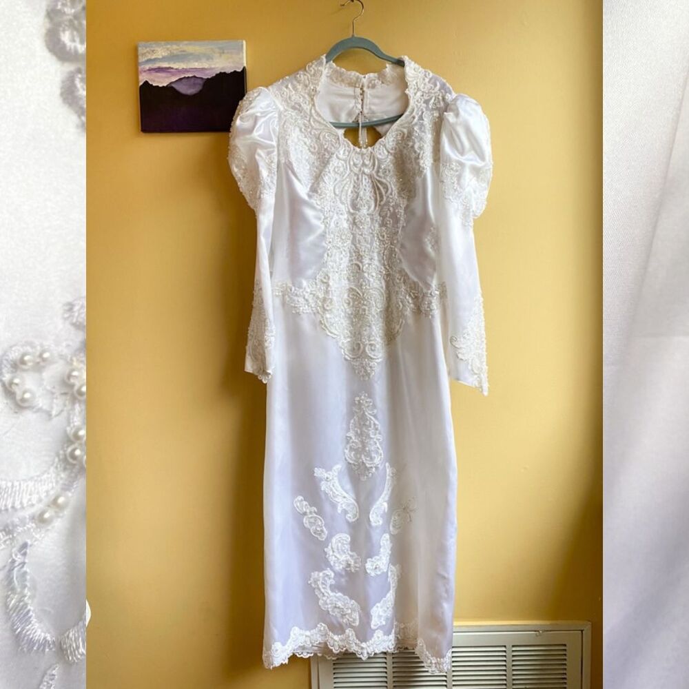Wedding Dress 1980s Puff Sleeve Open Back Dress